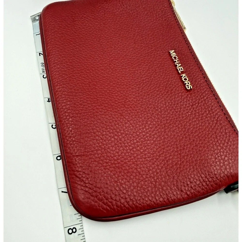 Michael Kors Jet Set Small Convertible Wristlet Pebbled Leather Cherry Red NWT‎